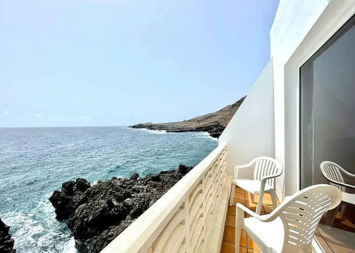 Apartamento En Tamaduste Con Maravillosa Vistas Al Mar Daire fotoğrafı