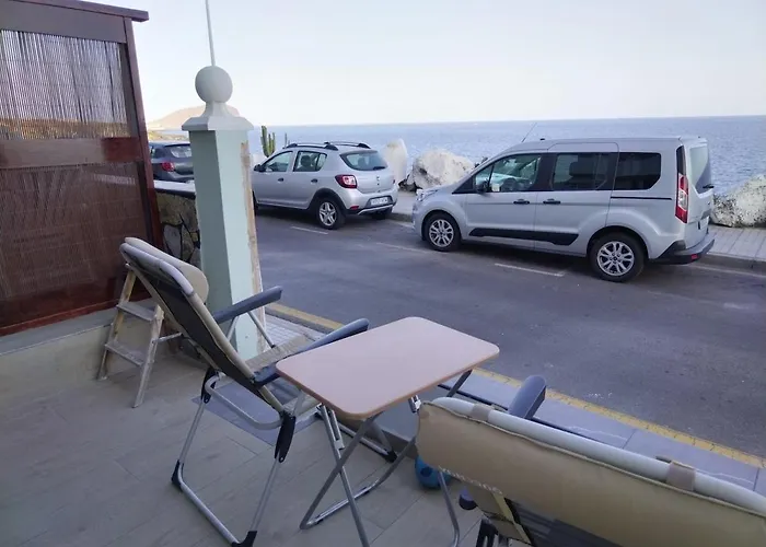 Mini House In Front Of The Sea Apartment Los Abrigos photo