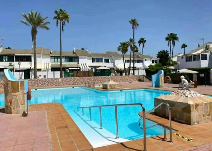 Agreable Bungalow Avec Grande Terrasse Et Piscine Sonnenland photo