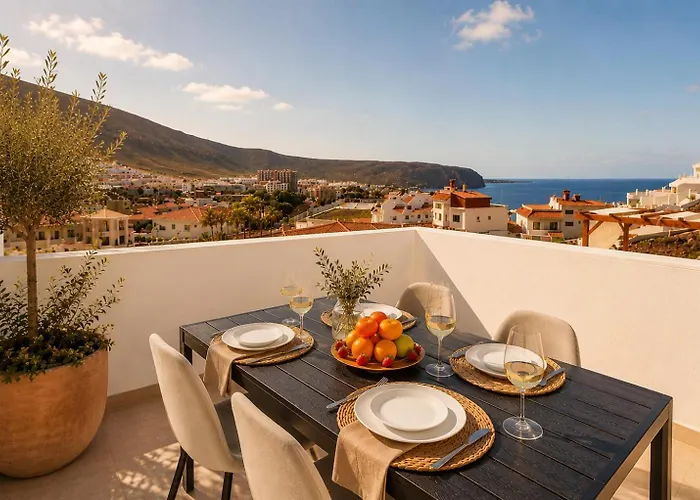Sunny 2-Bedroom Duplex With Terrace & Ocean Views In Los Cristianos תמונה