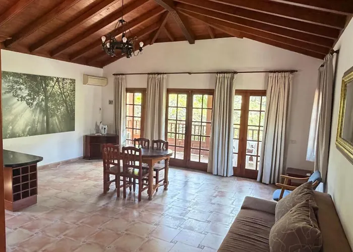 fotos do Large House In The Best Weather Area El Atajo