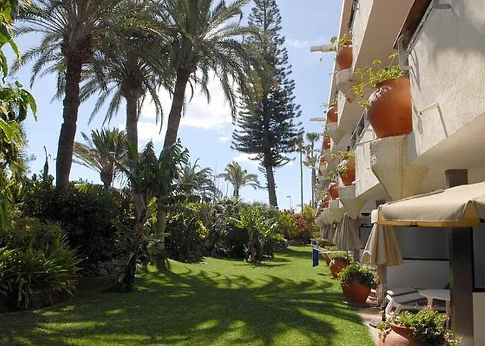 Hotel Nogalera San Bartolomé zdjęcie